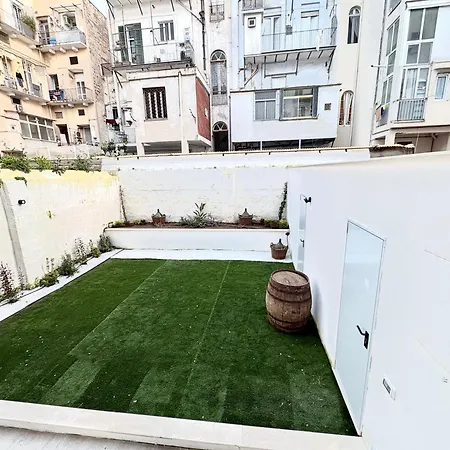 My Beautiful Downtown * Bari